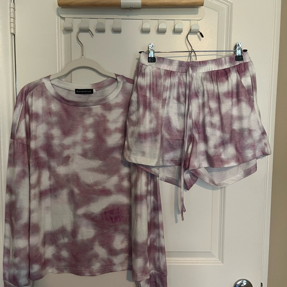 NWOT Tie-Dye Pajama Set Size Large